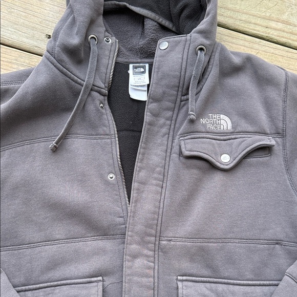 The North Face Men’s Large Gray Fleece Zip Up Buttons Hooded Jacket - Picture 6 of 8